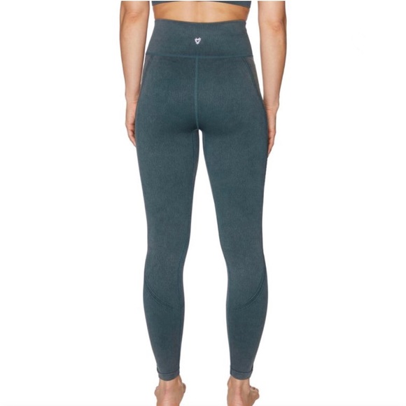 Betsy Johnson Braided Twill Seamless High Rise Ankle Leggings, Size XS, NWOT - Picture 3 of 8